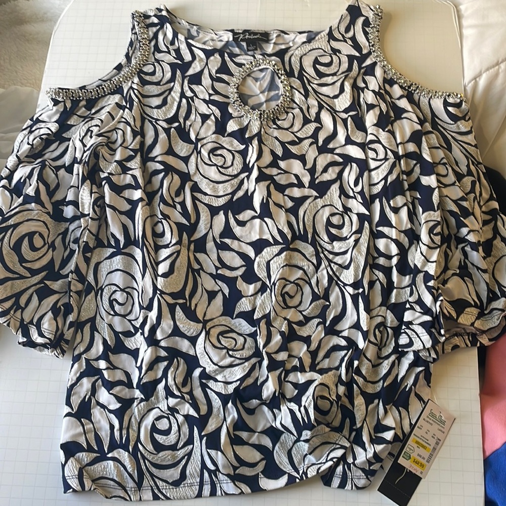Floral top